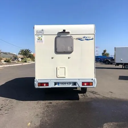 Autocaravanas Renatals * سان إيسيذرو